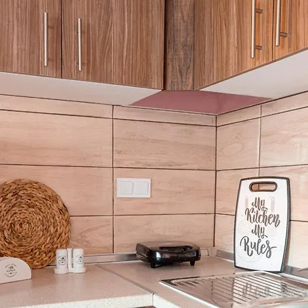 Crystal View - Elsa's Apartment *